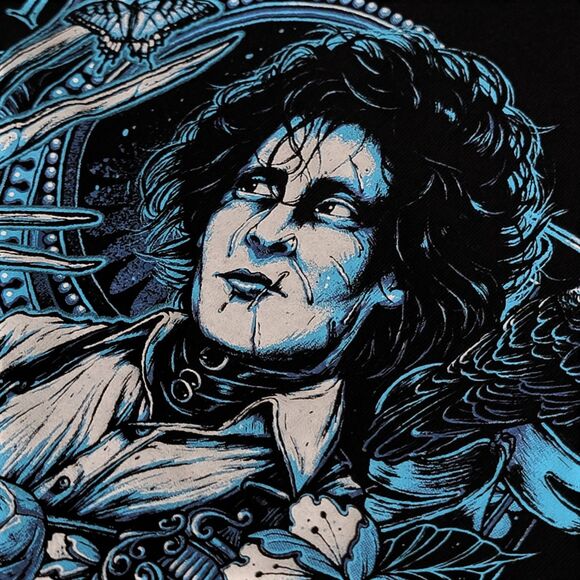 Edward Scissorhands Graphic Tee Women's XL Suit of Scissors T-shirt Gothcore Emo - Picture 2 of 7